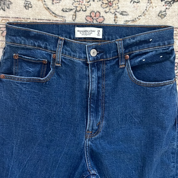 Abercrombie & Fitch 90’s Slim Straight Ultra High Rise - Picture 3 of 3